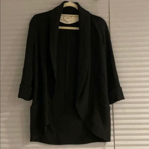 Wilfred for Aritzia black crepe SZ 0 blazer/jacket
